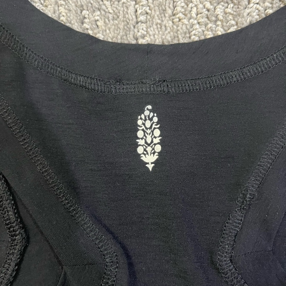 Free People Black tank top - Picture 4 of 4